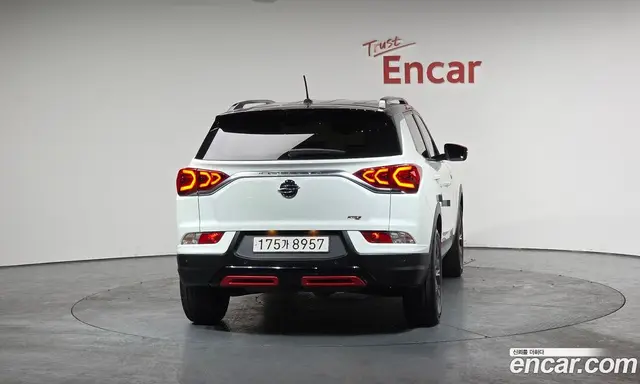 SsangYong Korando 2022 1.5 автомат (гидро), миниатюра 3