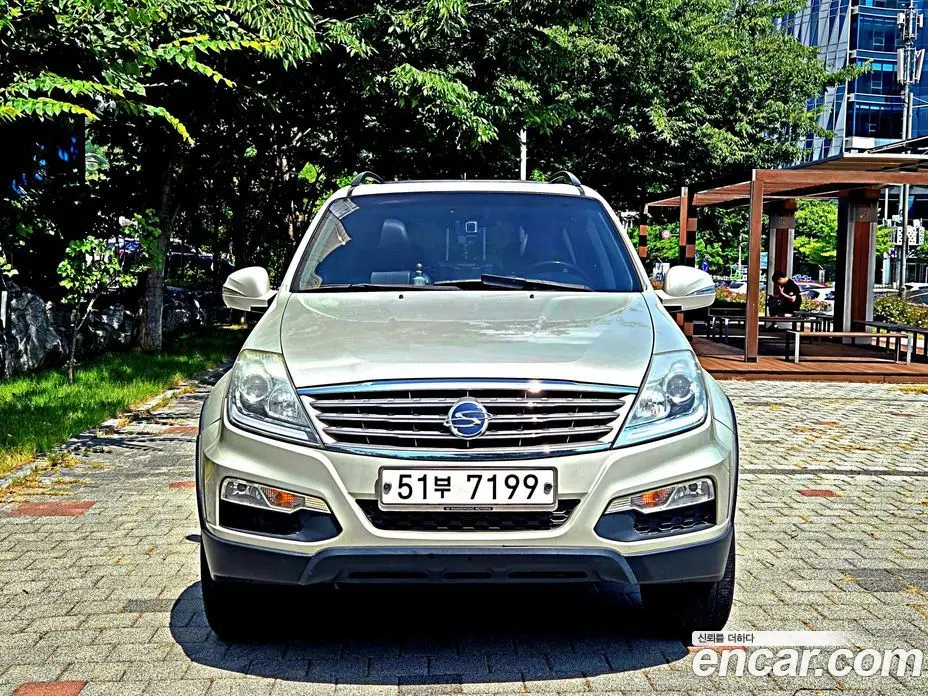 SsangYong Rexton 2014 2.0 автомат (гидро), фото 3 SsangYong Rexton 2014 2.0 автомат (гидро), фото 3