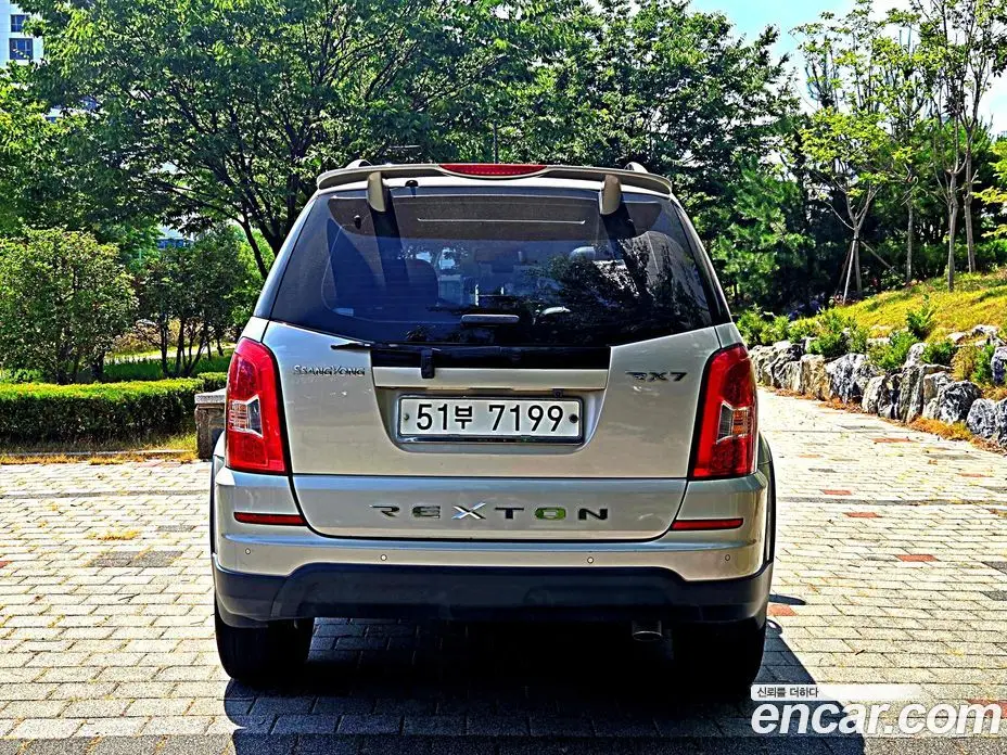 SsangYong Rexton 2014 2.0 автомат (гидро), фото 5 SsangYong Rexton 2014 2.0 автомат (гидро), фото 5