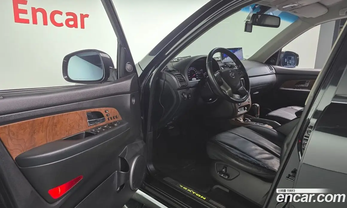SsangYong Rexton 2016 2.2 автомат (гидро), фото 10 SsangYong Rexton 2016 2.2 автомат (гидро), фото 10