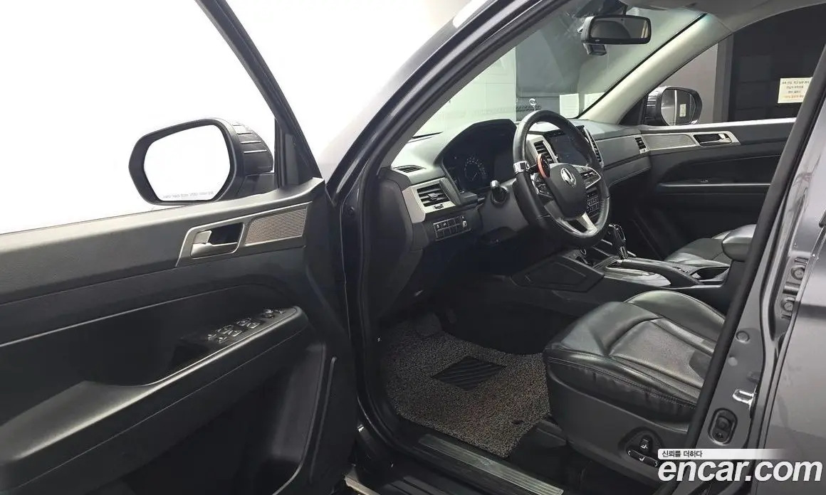 SsangYong Rexton 2018 2.2 автомат (гидро), фото 10