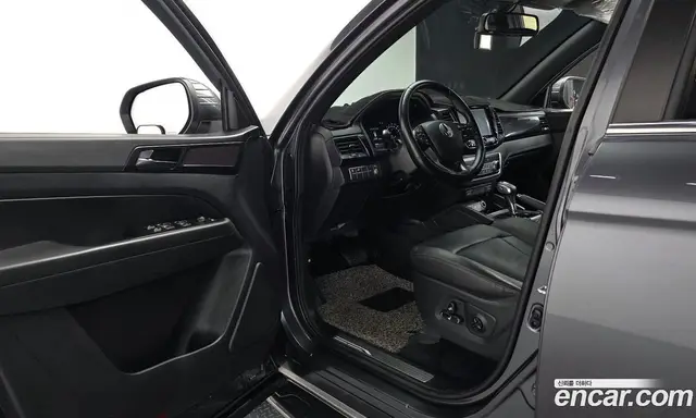 SsangYong Rexton 2020 2.2 автомат (гидро), миниатюра 10 SsangYong Rexton 2020 2.2 автомат (гидро), миниатюра 10