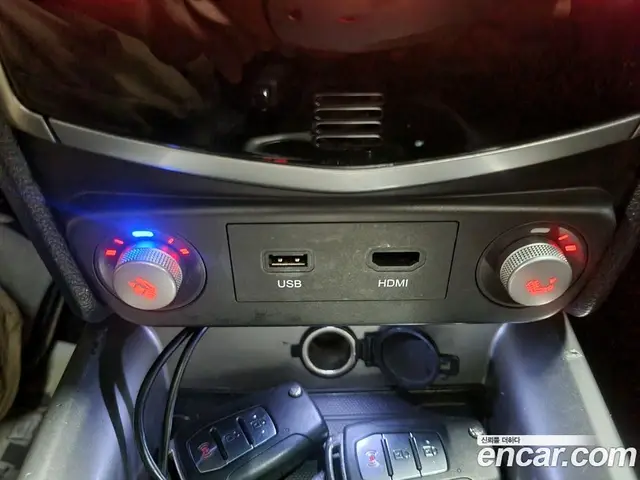 SsangYong TIBOLI 2016 1.6 автомат (гидро), миниатюра 10