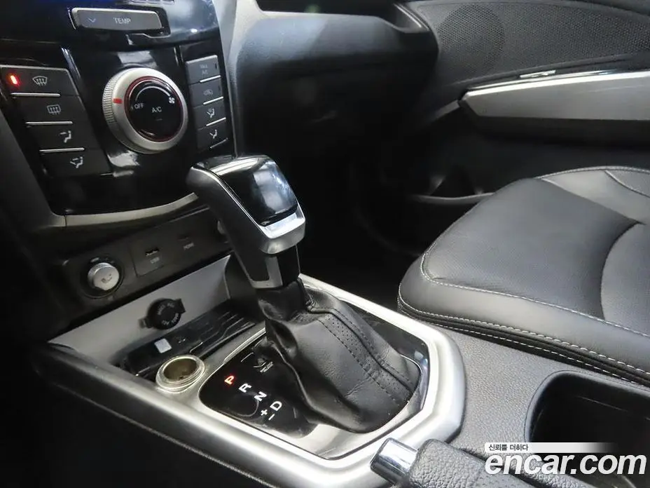 SsangYong TIBOLI 2019 1.6 автомат (гидро), фото 11
