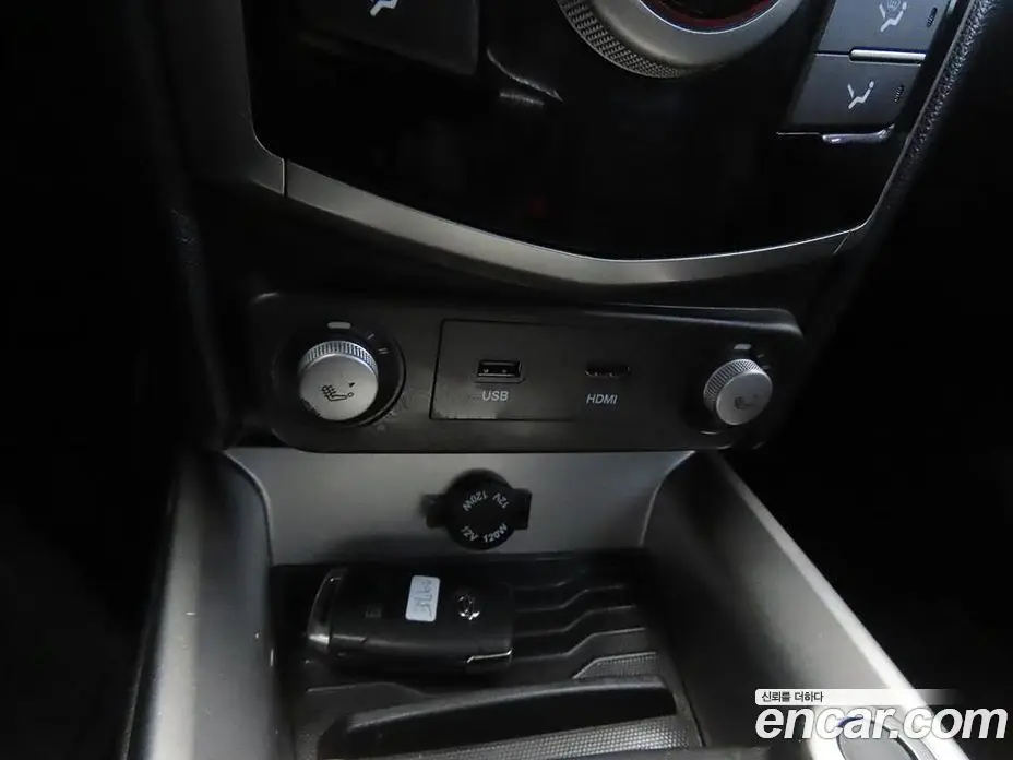 SsangYong TIBOLI 2019 1.6 автомат (гидро), фото 15