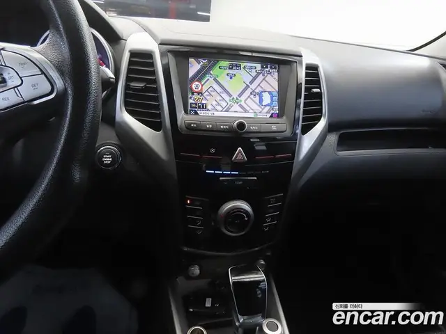SsangYong TIBOLI 2019 1.6 автомат (гидро), миниатюра 10