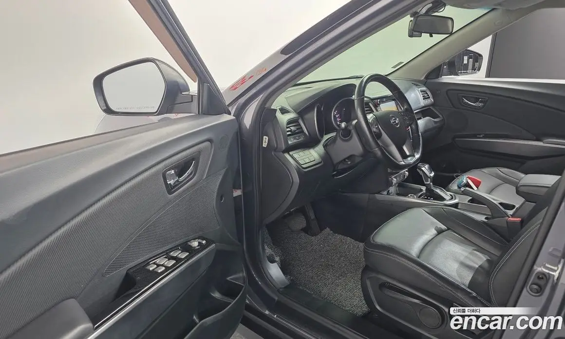 SsangYong TIBOLI 2019 1.6 автомат (гидро), фото 11