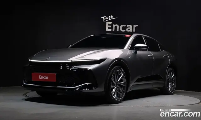 Toyota Crown, 2023, 22 225 км