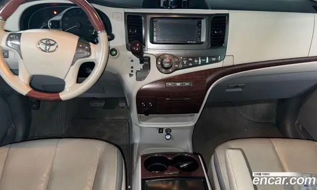 Toyota Sienna 2014 3.5 автомат (гидро), миниатюра 5 Toyota Sienna 2014 3.5 автомат (гидро), миниатюра 5