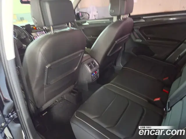 Volkswagen Tiguan 2020 2.0 автомат (гидро), миниатюра 3
