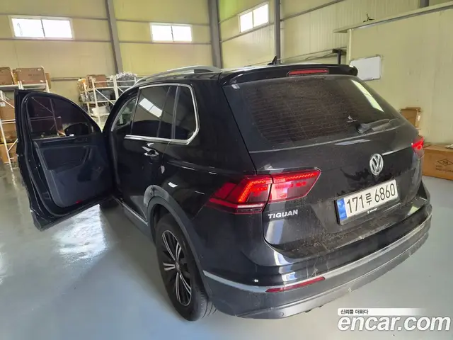 Volkswagen Tiguan 2020 2.0 автомат (гидро), миниатюра 7