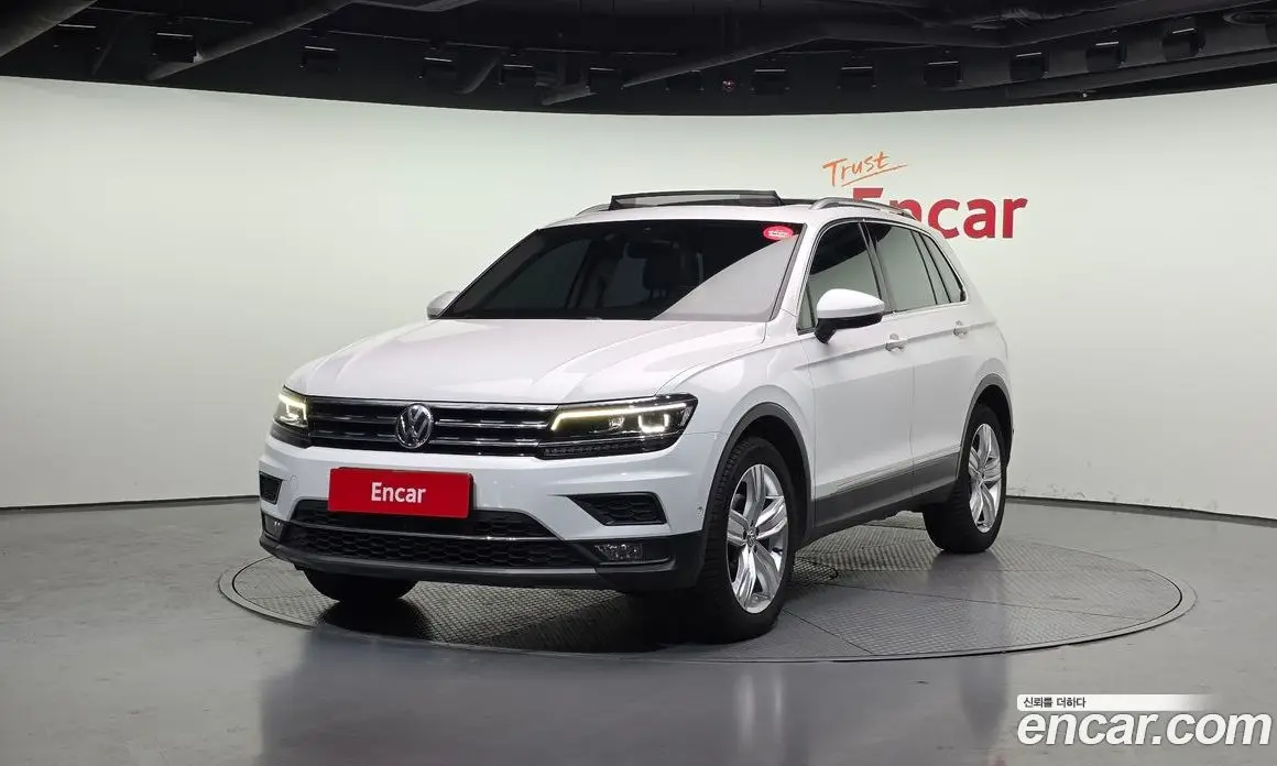 Volkswagen Tiguan 2020 2.0 автомат (гидро), фото 1 Volkswagen Tiguan 2020 2.0 автомат (гидро), фото 1