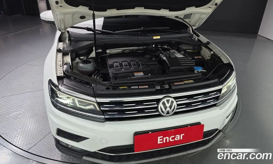 Volkswagen Tiguan 2020 2.0 автомат (гидро), фото 6 Volkswagen Tiguan 2020 2.0 автомат (гидро), фото 6