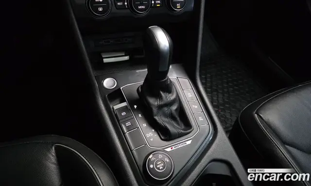 Volkswagen Tiguan 2020 2.0 автомат (гидро), миниатюра 9 Volkswagen Tiguan 2020 2.0 автомат (гидро), миниатюра 9