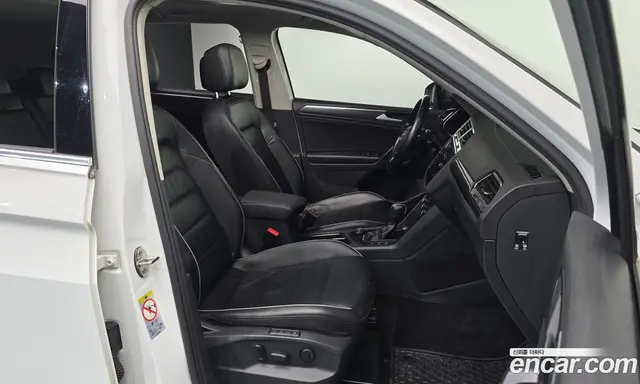 Volkswagen Tiguan 2020 2.0 автомат (гидро), миниатюра 10 Volkswagen Tiguan 2020 2.0 автомат (гидро), миниатюра 10