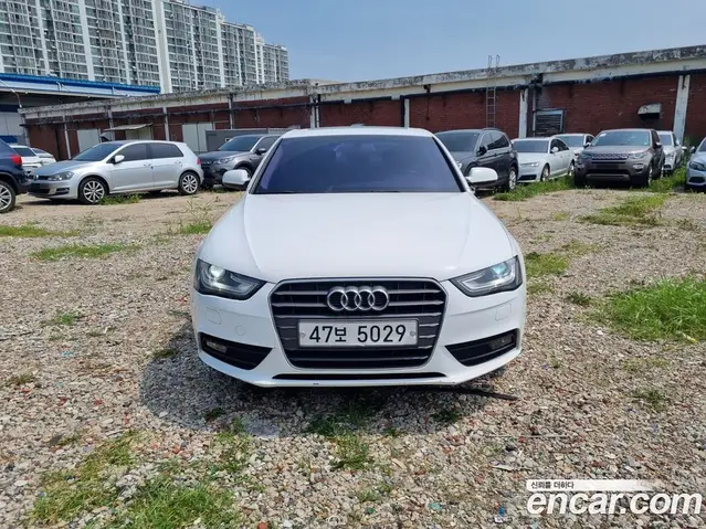 Audi A4, 2014, 194 452 км