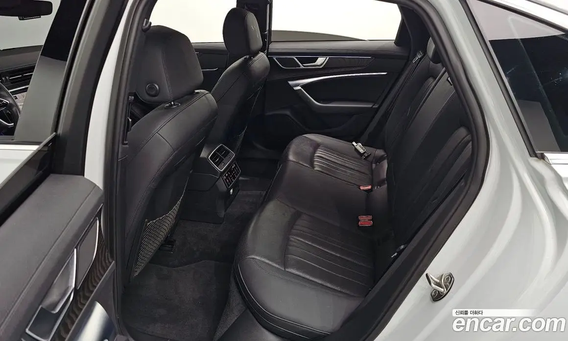 Audi A6 2020 2.0 автомат (гидро), фото 12 Audi A6 2020 2.0 автомат (гидро), фото 12
