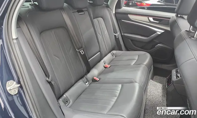 Audi A6 2023 2.0 автомат (гидро), миниатюра 12