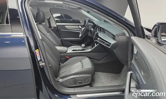 Audi A6 2023 2.0 автомат (гидро), миниатюра 10