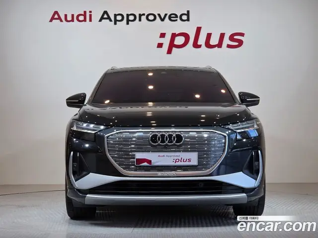 Audi Q4 e-tron 2023 0.2 автомат (гидро), миниатюра 3