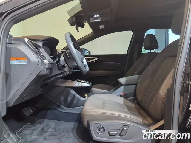 Audi Q4 e-tron 2023 0.2 автомат (гидро), миниатюра 7