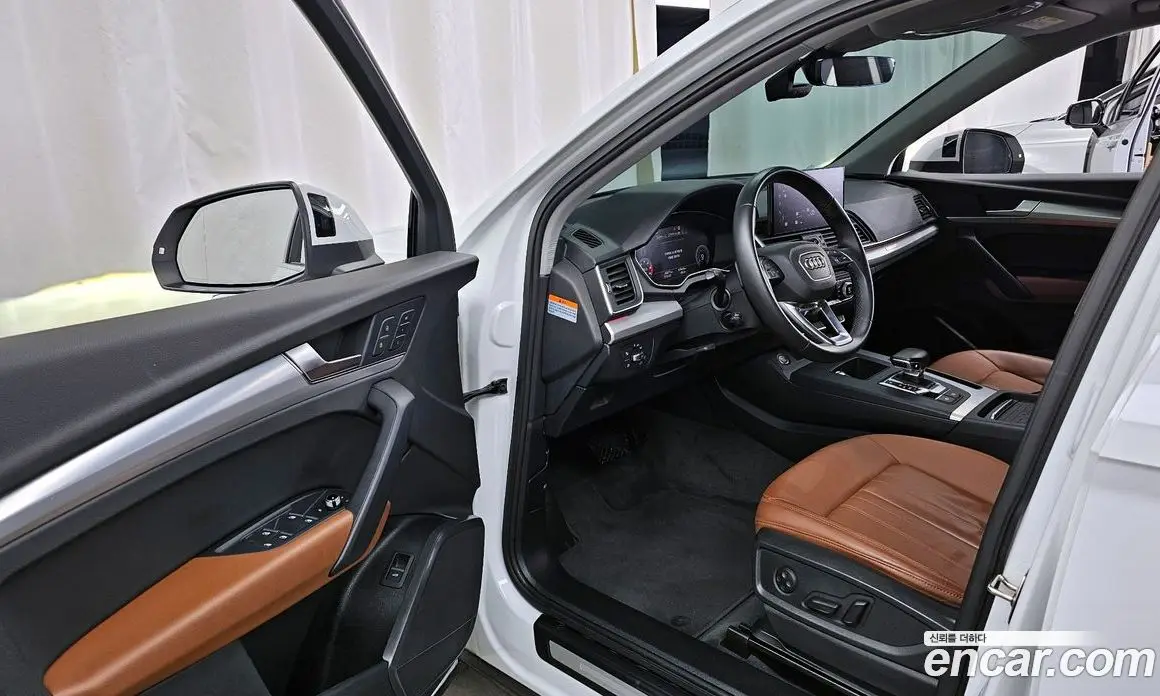 Audi Q5 2021 2.0 автомат (гидро), фото 10