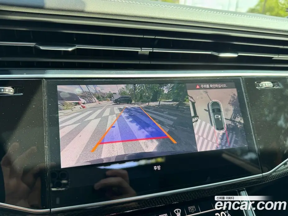 Audi SQ8 2021 4.0 автомат (гидро), фото 15 Audi SQ8 2021 4.0 автомат (гидро), фото 15