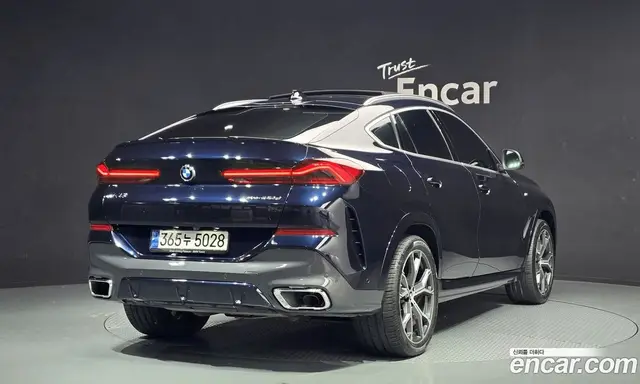 BMW X6 2022 3.0 автомат (гидро), миниатюра 2