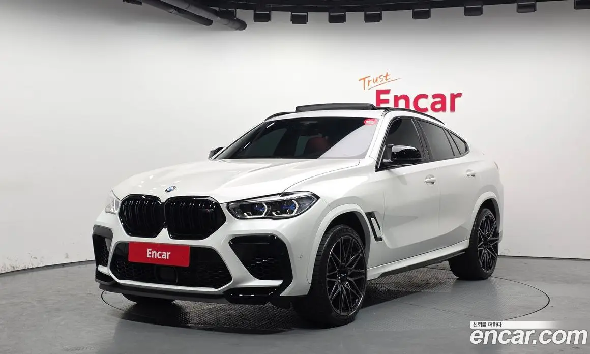 BMW X6M 2022 4.4 автомат (гидро), фото 1