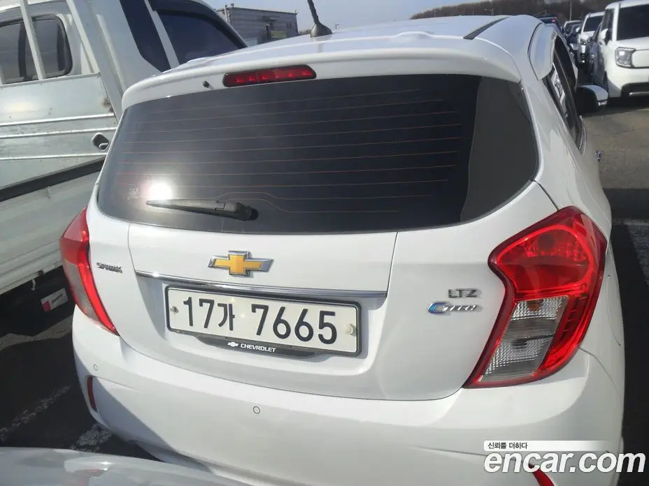 Chevrolet Spark 2017 1.0 автомат (гидро), фото 3