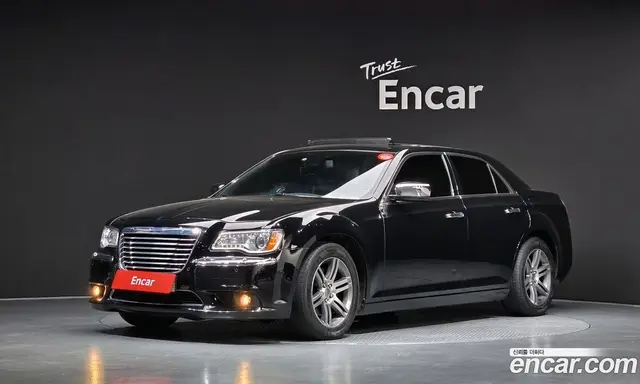 Chrysler 300C, 2012, 127 675 км Chrysler 300C, 2012, 127 675 км