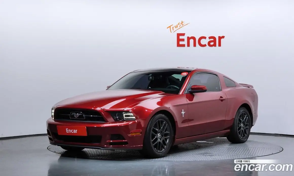 Ford Mustang 2013 3.7 автомат (гидро), фото 1 Ford Mustang 2013 3.7 автомат (гидро), фото 1