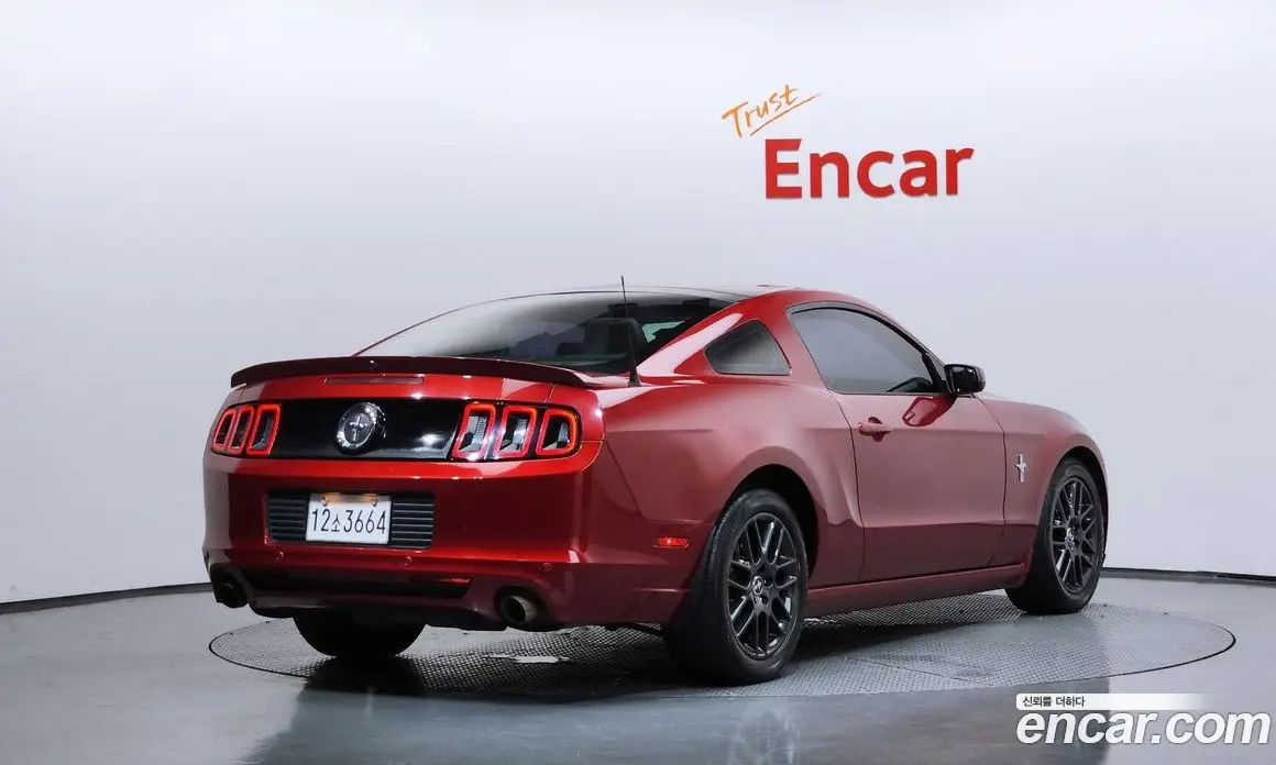 Ford Mustang 2013 3.7 автомат (гидро), фото 2 Ford Mustang 2013 3.7 автомат (гидро), фото 2