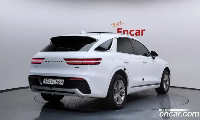Genesis GV70 2021 2.2 автомат (гидро), миниатюра 2