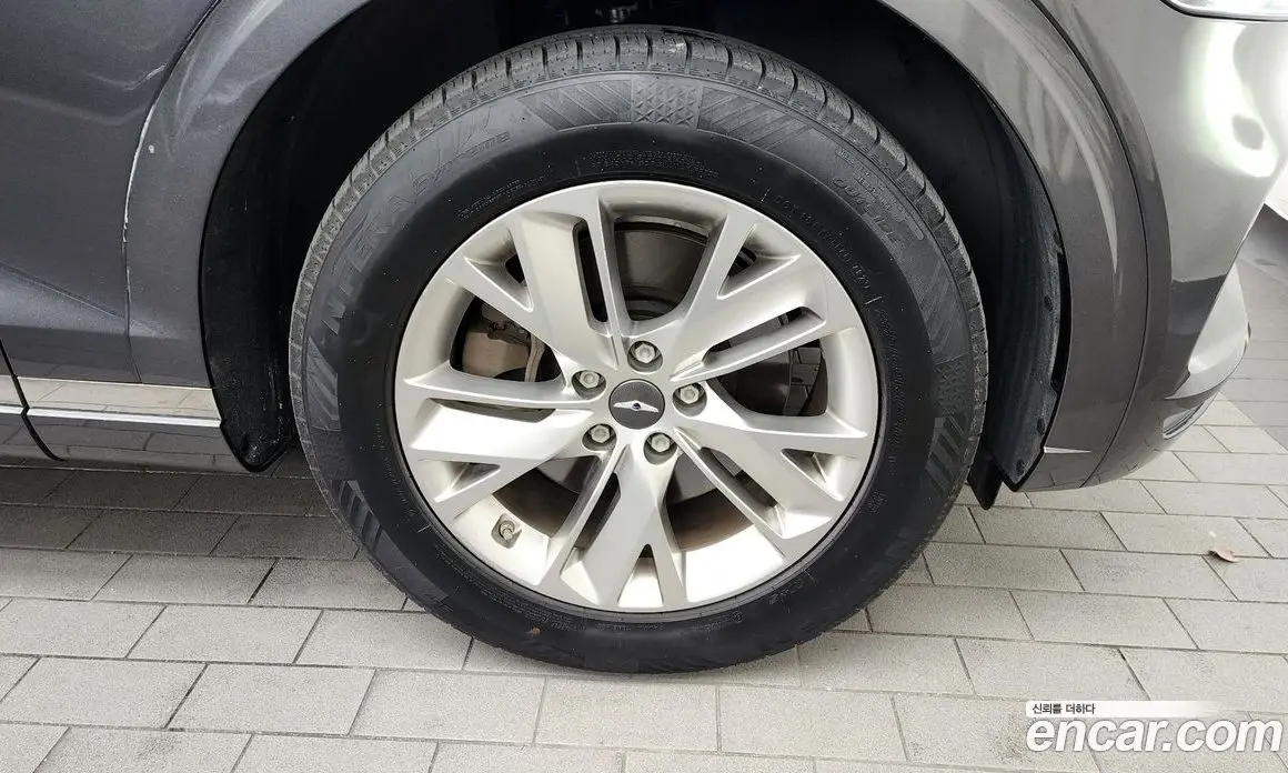 Genesis GV70 2021 2.2 автомат (гидро), фото 5 Genesis GV70 2021 2.2 автомат (гидро), фото 5