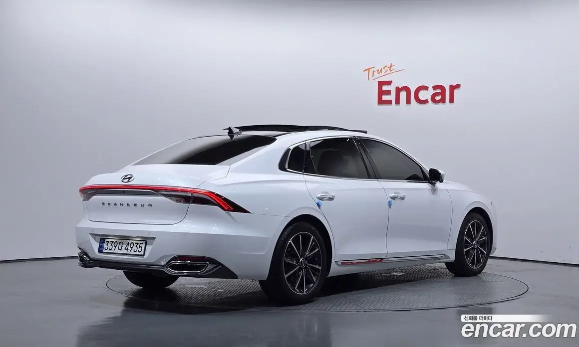 Hyundai Grandeur 2020 2.5 автомат (гидро), фото 2