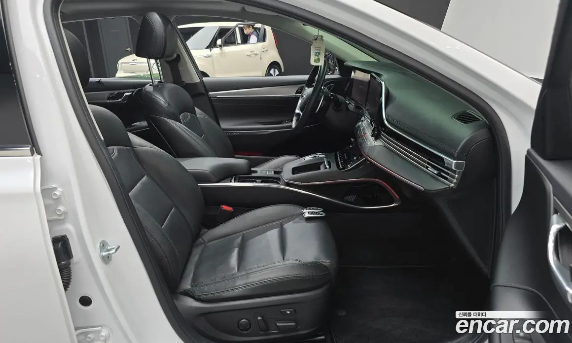 Hyundai Grandeur 2020 2.5 автомат (гидро), фото 11