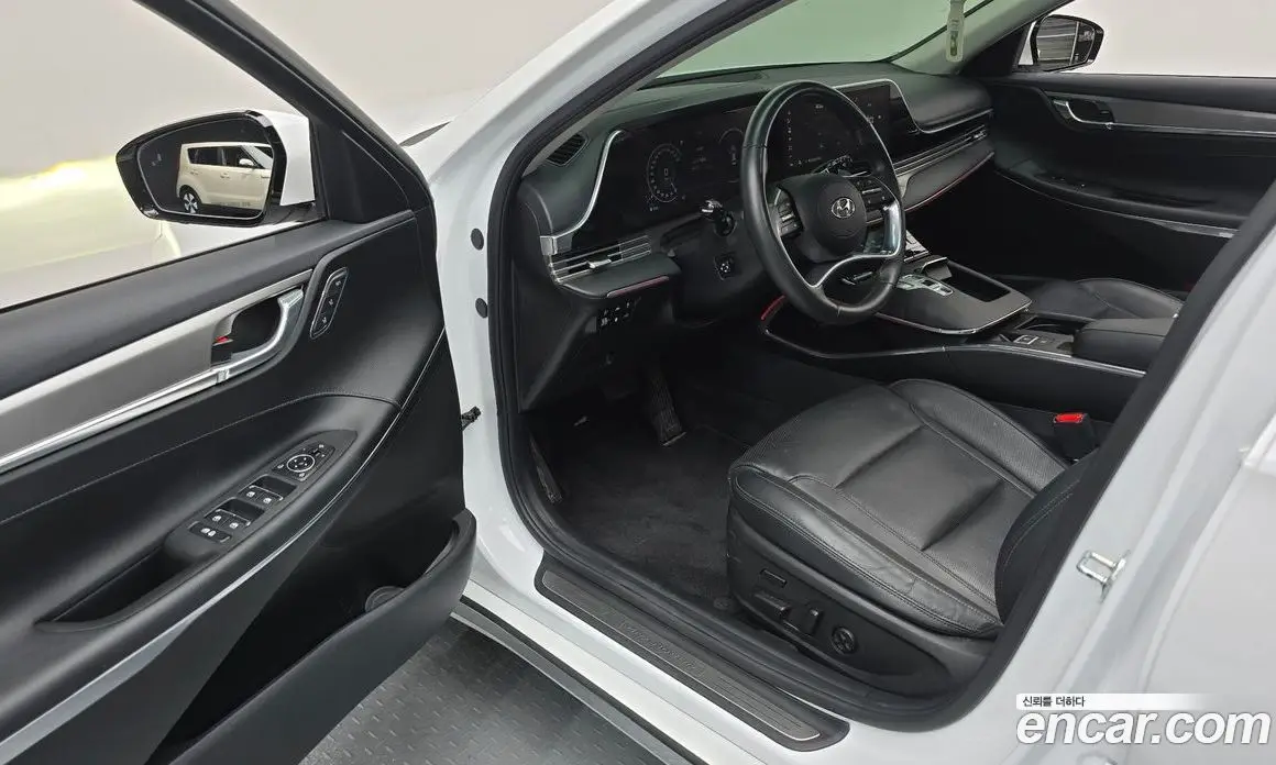 Hyundai Grandeur 2020 2.5 автомат (гидро), фото 10