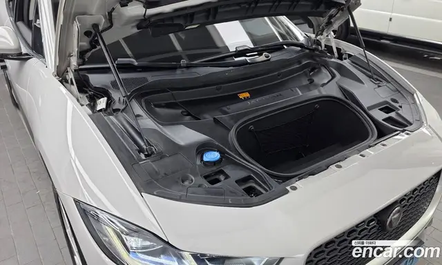 Jaguar I-Pace 2019 0.2 автомат (гидро), миниатюра 6 Jaguar I-Pace 2019 0.2 автомат (гидро), миниатюра 6