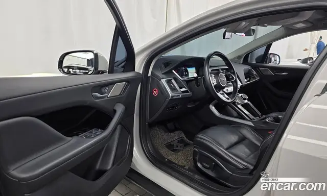 Jaguar I-Pace 2019 0.2 автомат (гидро), миниатюра 10 Jaguar I-Pace 2019 0.2 автомат (гидро), миниатюра 10