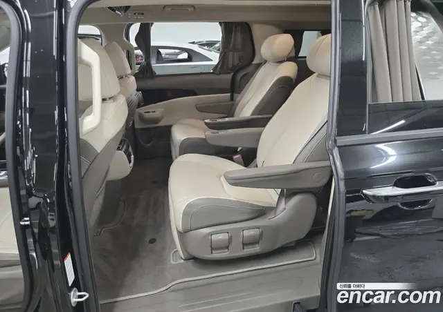 Kia Carnival 2024 3.5 автомат (гидро), миниатюра 6