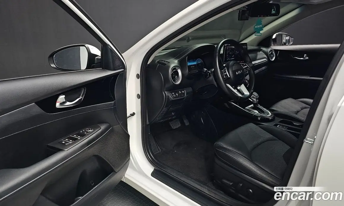 Kia K3 2022 1.6 автомат (гидро), фото 10 Kia K3 2022 1.6 автомат (гидро), фото 10