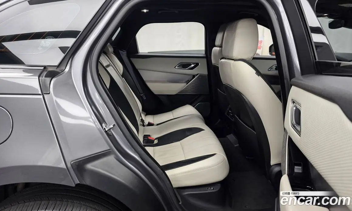 Land Rover Range Rover Velar 2017 3.0 автомат (гидро), фото 12 Land Rover Range Rover Velar 2017 3.0 автомат (гидро), фото 12