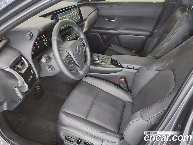 Lexus UX 2025 2.0 автомат (вариатор), миниатюра 10 Lexus UX 2025 2.0 автомат (вариатор), миниатюра 10