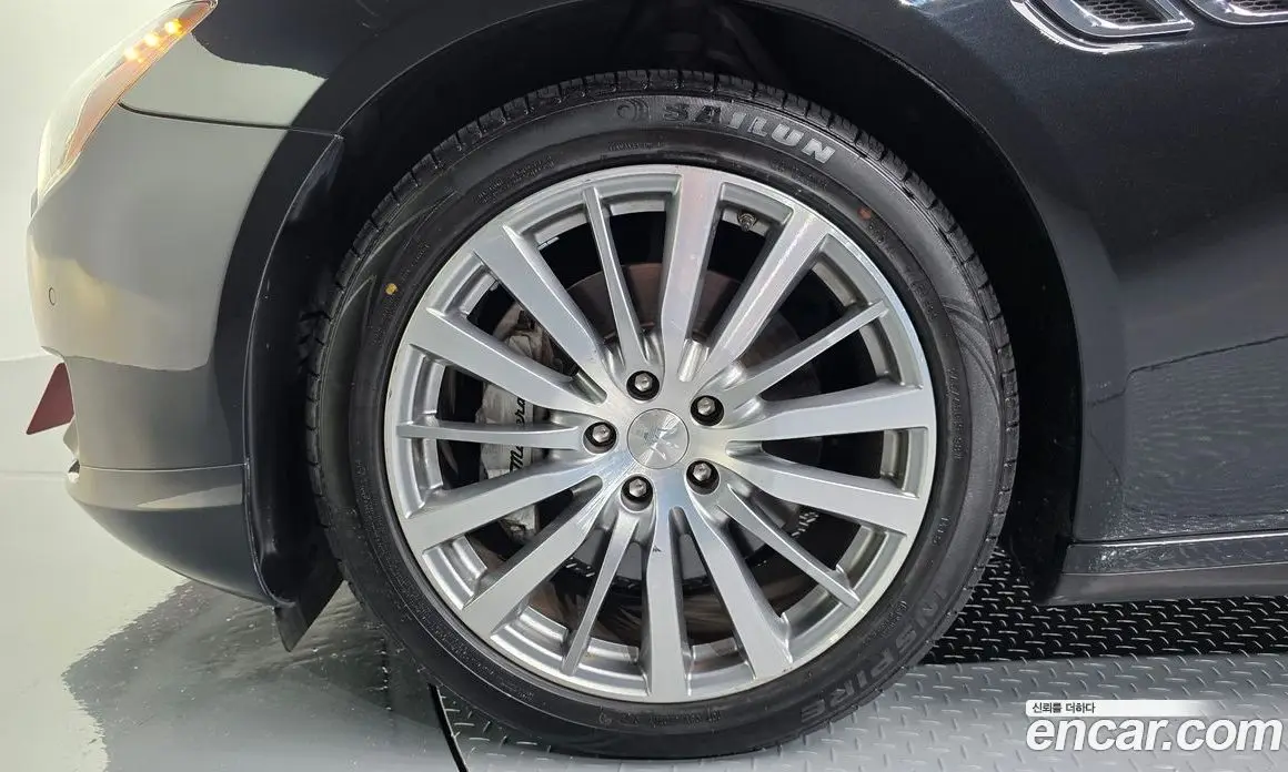 Maserati Quattroporte 2016 3.0 автомат (гидро), фото 5