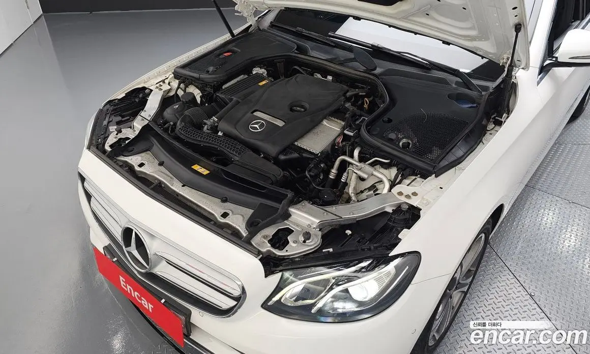 Mercedes-Benz E-Class 2018 2.0 автомат (гидро), фото 6