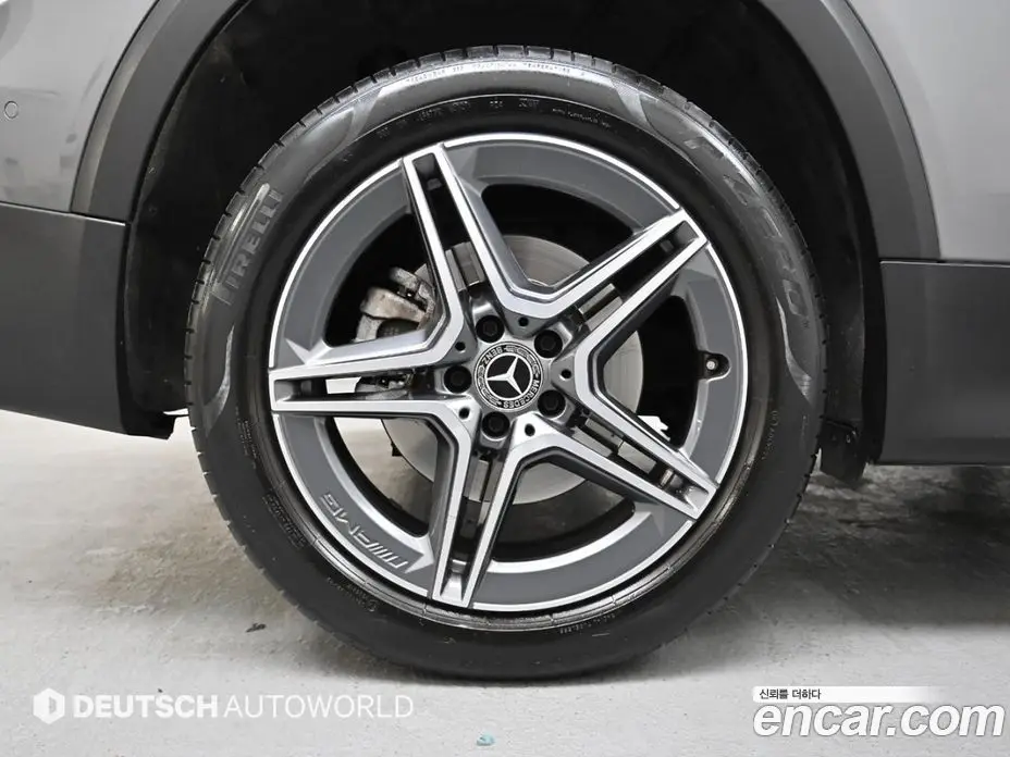 Mercedes-Benz GLB-Class 2022 2.0 автомат (гидро), фото 5 Mercedes-Benz GLB-Class 2022 2.0 автомат (гидро), фото 5