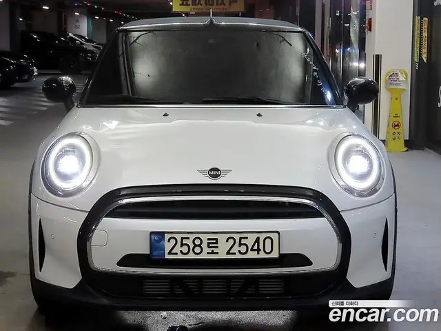 Mini Cooper Convertible 2024 1.5 автомат (гидро), миниатюра 2 Mini Cooper Convertible 2024 1.5 автомат (гидро), миниатюра 2