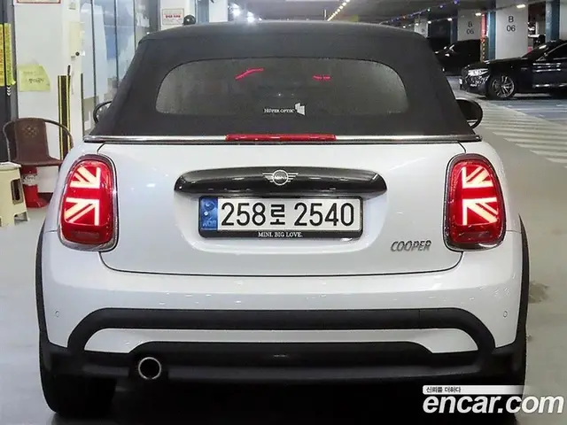 Mini Cooper Convertible 2024 1.5 автомат (гидро), миниатюра 5 Mini Cooper Convertible 2024 1.5 автомат (гидро), миниатюра 5