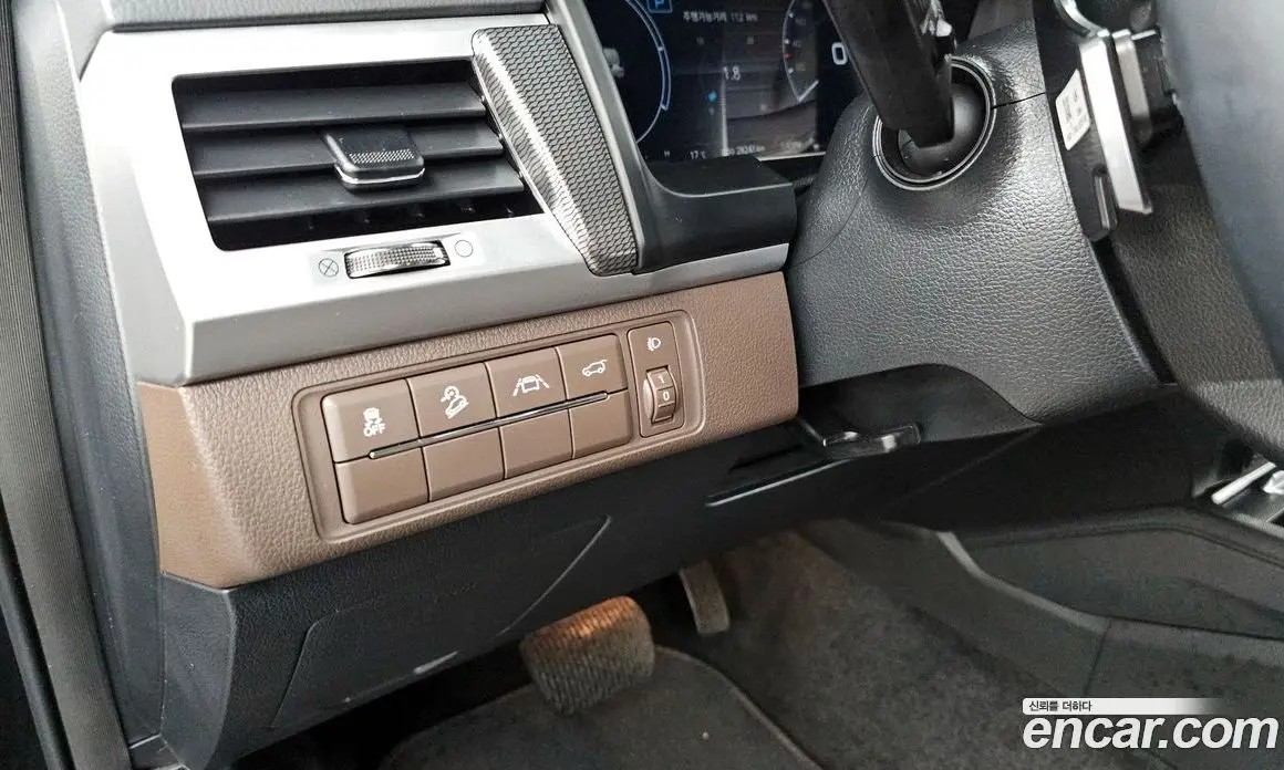 SsangYong Rexton 2022 2.2 автомат (гидро), фото 16
